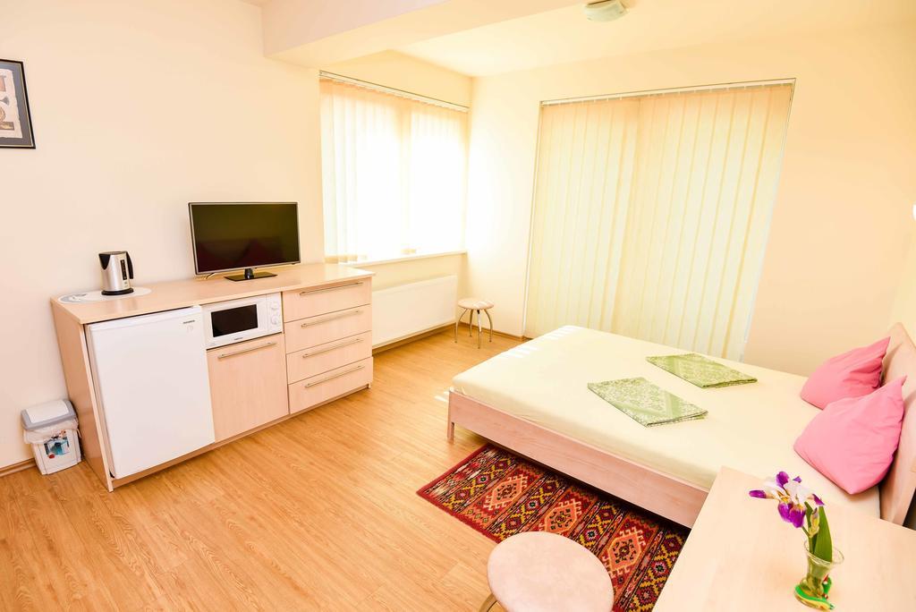 Hotel Pas Bani Palanga Esterno foto
