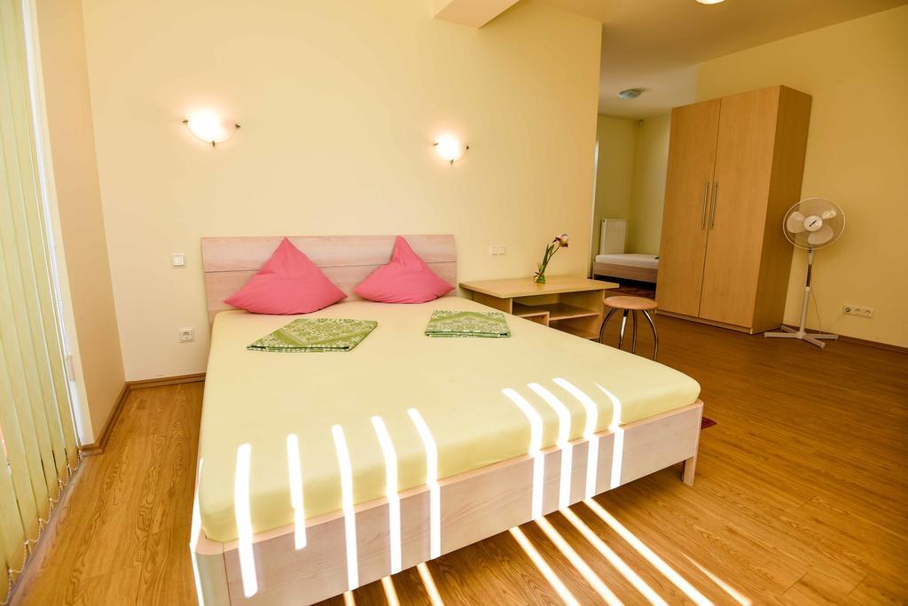 Hotel Pas Bani Palanga Esterno foto